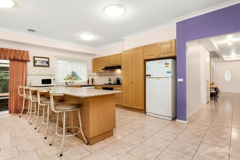 Property photo of 1 Jersey Close Endeavour Hills VIC 3802
