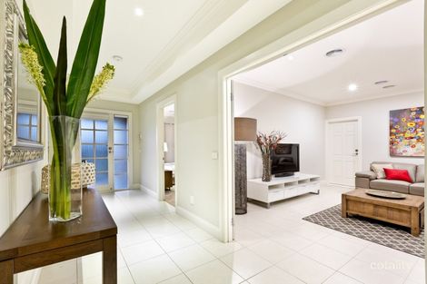 Property photo of 10 Downey Drive Doreen VIC 3754