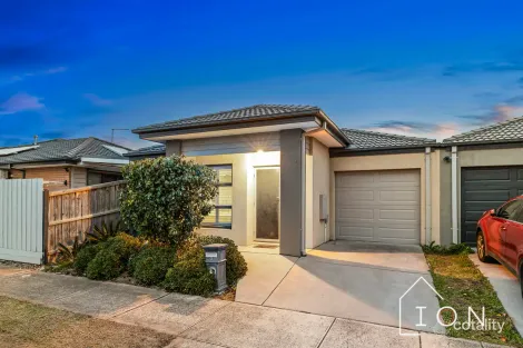 Property photo of 3 Rothschild Avenue Clyde VIC 3978