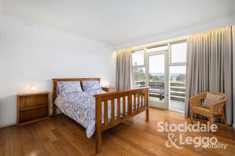 Property photo of 18 Grandview Avenue Rye VIC 3941