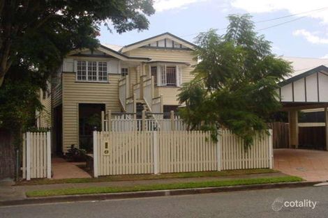 Property photo of 28 Murton Avenue Holland Park QLD 4121