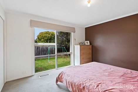 Property photo of 3 Landstrom Quadrant Kilsyth VIC 3137