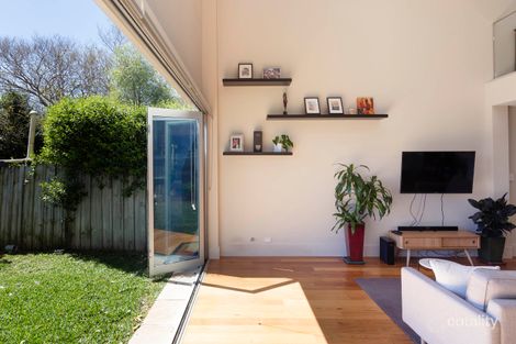 Property photo of 32 Walker Street Turrella NSW 2205