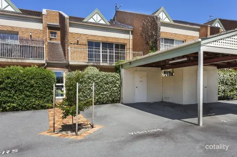 22/42 Jerrabomberra Ave, Narrabundah, ACT 2604