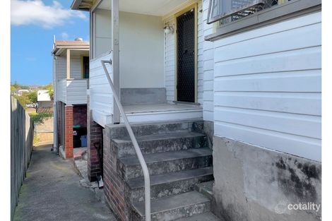 2/71 Elizabeth St, Tighes Hill, NSW 2297