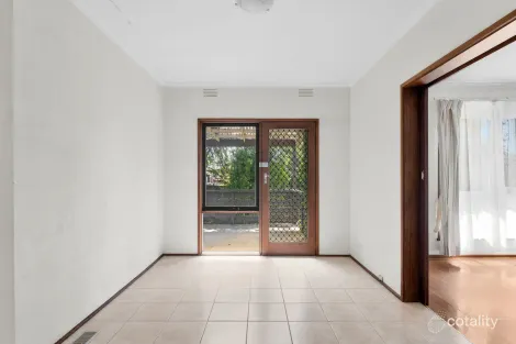 Property photo of 11 Le Gallienne Crescent Mulgrave VIC 3170