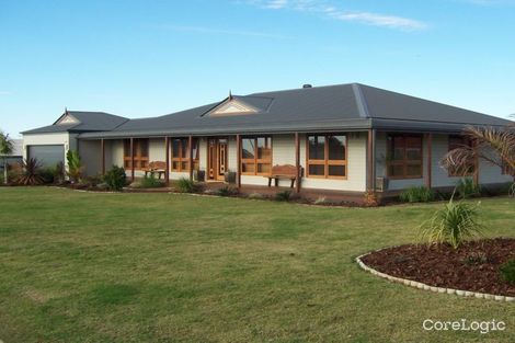 Property photo of 38 Andrews Road Emerald QLD 4720