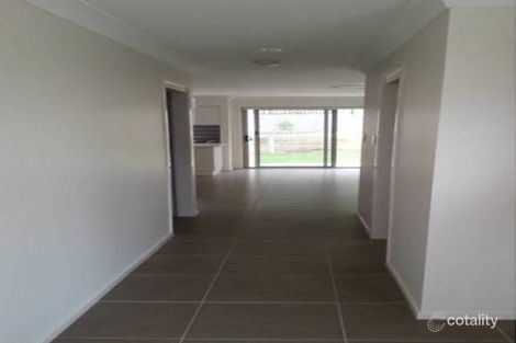 Property photo of 17/20 Kianawah Road South Manly West QLD 4179