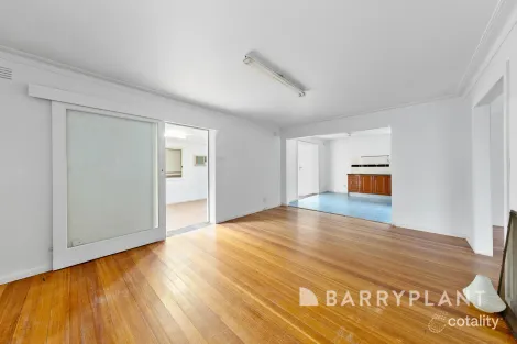 Property photo of 14 Clover Avenue St Albans VIC 3021