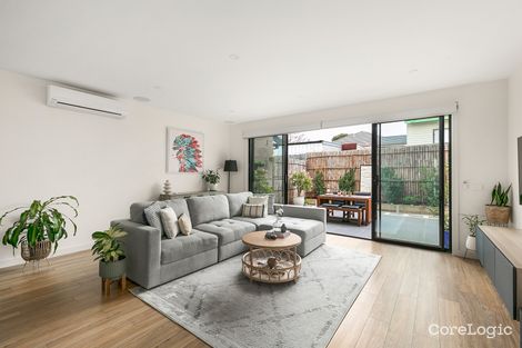 Property photo of 2/15 Steane Street Reservoir VIC 3073