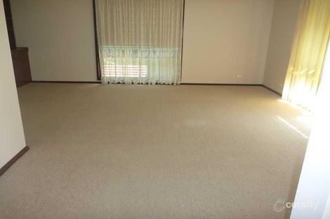 Property photo of 17 Eyre Street Lake Albert NSW 2650