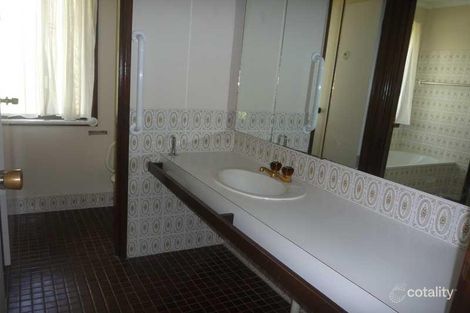 Property photo of 17 Eyre Street Lake Albert NSW 2650