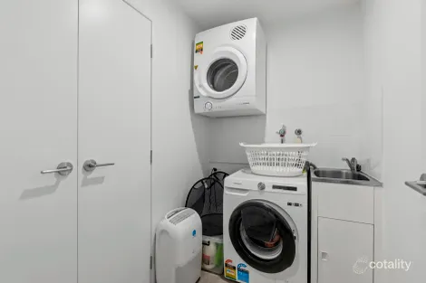 Property photo of 405/10 Curwen Terrace Chermside QLD 4032