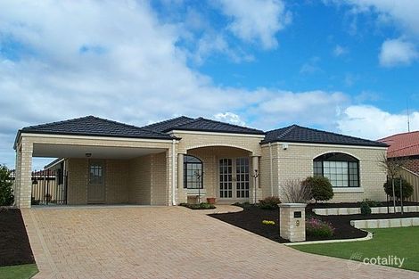 Property photo of 9 Barnett Close Huntingdale WA 6110