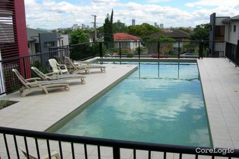Property photo of 15/11 Kitchener Street Coorparoo QLD 4151