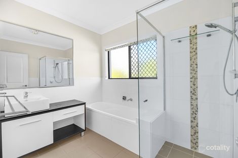 Property photo of 10 Finnagin Drive Bonogin QLD 4213