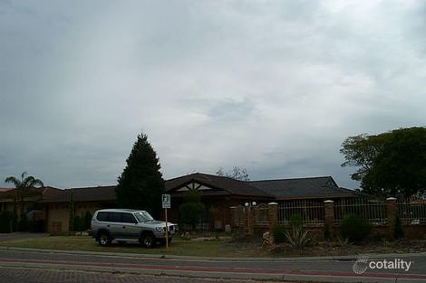 2 Coralberry Cres, Dianella, WA 6059