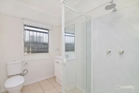 Property photo of 1/124 Pacific Parade Bilinga QLD 4225