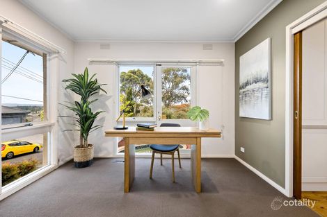 Property photo of 6 Cantala Crescent Ringwood North VIC 3134