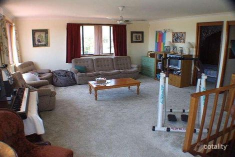 Property photo of 51 Cunningham Road Killarney Vale NSW 2261