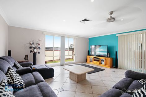 Property photo of 38 Baynton Place St Helens Park NSW 2560