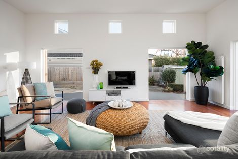 Property photo of 28 Boorool Road Kew East VIC 3102