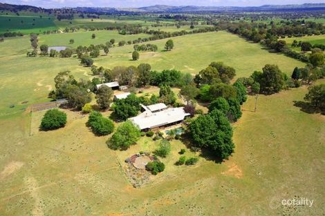 102 Nioka Rd, Table Top, NSW 2640