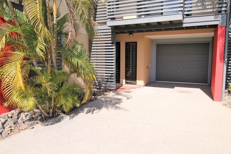 3/4 Whistlers Way, Mount Pleasant, QLD 4740