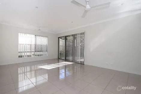 Property photo of 11 Lakeview Place Springfield Lakes QLD 4300