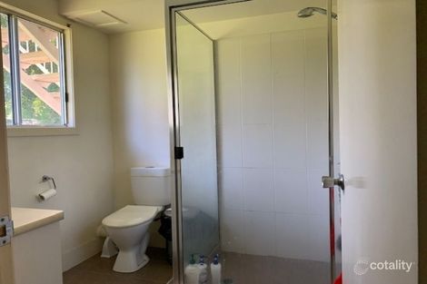 Property photo of 2 Edwards Place Emerald QLD 4720