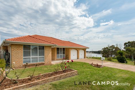 Property photo of 37 Eucalyptus Circuit Warabrook NSW 2304