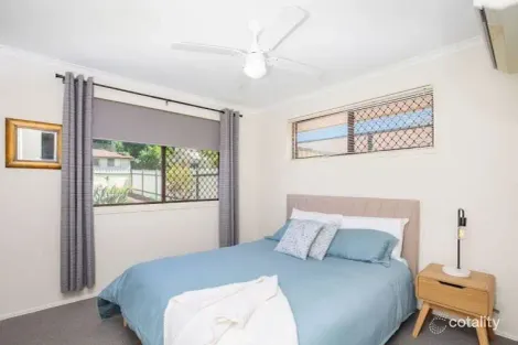 Property photo of 17 Guthrie Parade Carrara QLD 4211