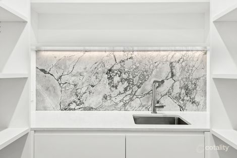 Property photo of 54 Parkside Circuit Hamilton QLD 4007