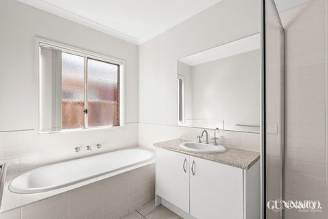 Property photo of 16 Tusmore Road Point Cook VIC 3030
