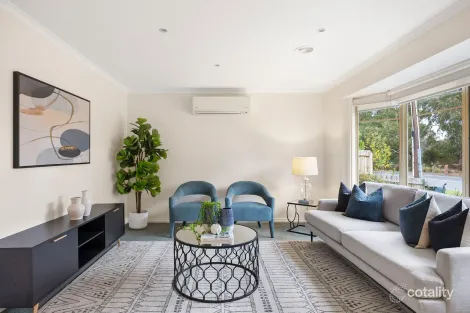 Property photo of 1/122 McLeans Road Bundoora VIC 3083