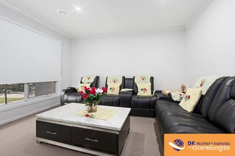 Property photo of 24 Cranberry Crescent Manor Lakes VIC 3024