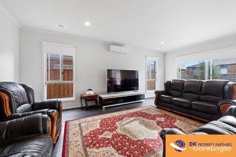 Property photo of 24 Cranberry Crescent Manor Lakes VIC 3024