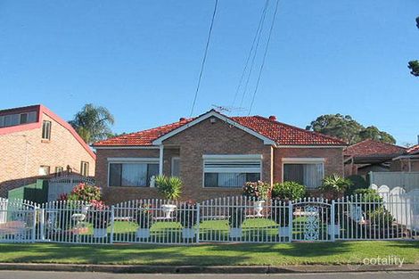 10 Cockburn Cres, Fairfield East, NSW 2165