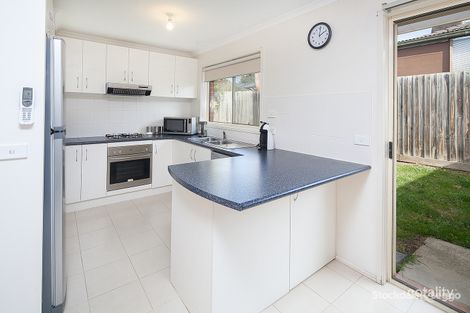 Property photo of 2/38-40 Tuscany Rise Pakenham VIC 3810