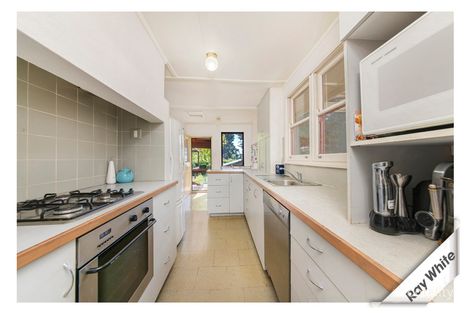 Property photo of 6 Woolls Street Yarralumla ACT 2600