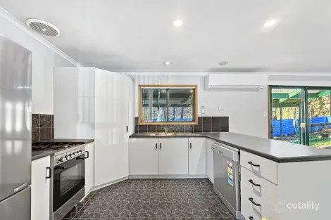 Property photo of 13 Gilbert Place Larapinta NT 0875