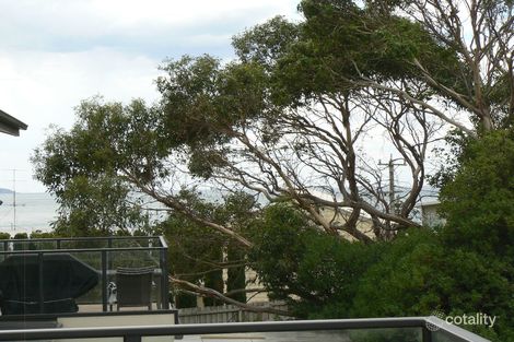 Property photo of 4/13 Great Ocean Road Marengo VIC 3233