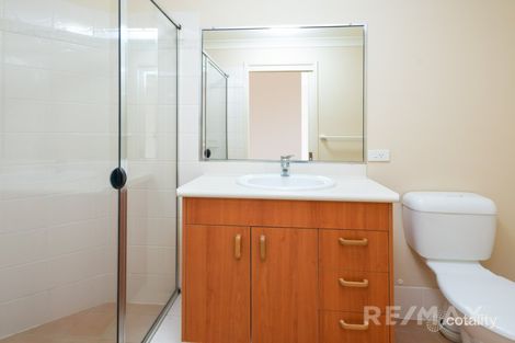 Property photo of 28 Tracey Crescent Varsity Lakes QLD 4227