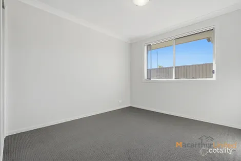 Property photo of 19 Derbyshire Road Spring Farm NSW 2570