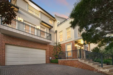 Property photo of 10 Currency Court Winston Hills NSW 2153