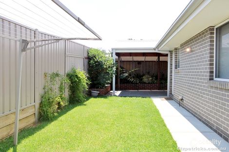 Property photo of 2/13 Clarence Place Tatton NSW 2650