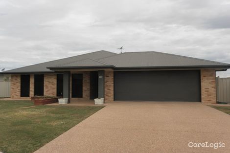 Property photo of 23 Mayfair Drive Emerald QLD 4720