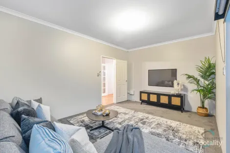 Property photo of 5 Scarlet Close Tapping WA 6065