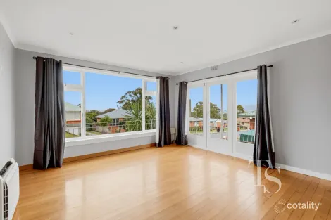 Property photo of 26 Ronneby Road Newnham TAS 7248