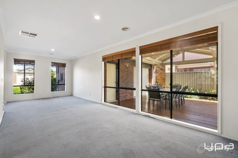 Property photo of 17 Woodhall Place Tarneit VIC 3029